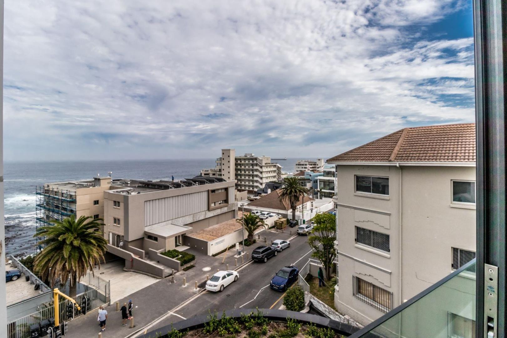 2 Bedroom Property for Sale in Bantry Bay Western Cape